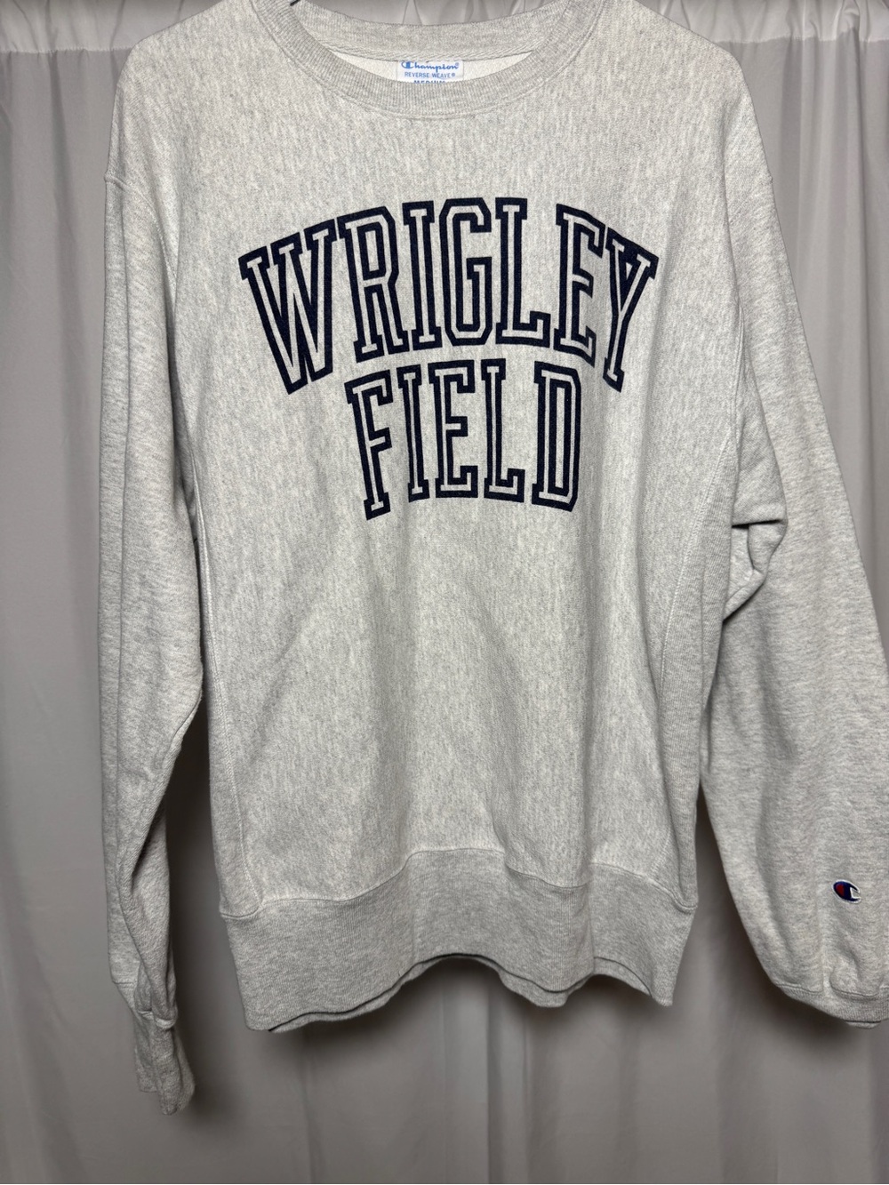 Champion Reverse Weave Crewneck Wrigley Field Chicago Gray Sweatshirt Medium
